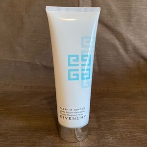 GIVENCHY CLEAN IT TENDER FULL SZ 4.4oz